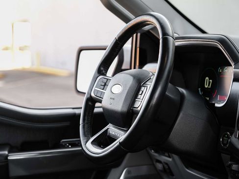 Used 2021 Ford F150 Limited image 16