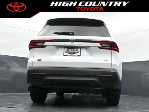 New 2026 Toyota Grand Highlander XLE FWD image 39