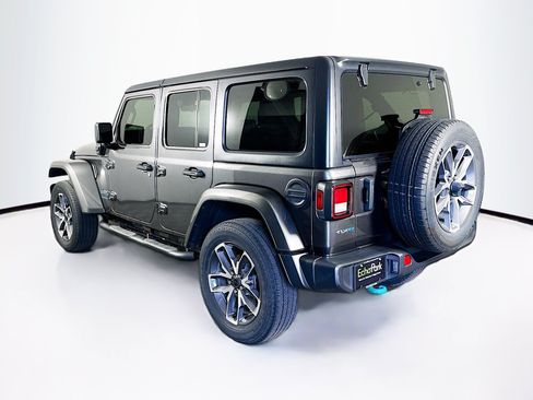 Used 2024 Jeep Wrangler Unlimited AWD/4WD image 5