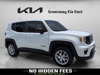 Used 2023 Jeep Renegade Latitude AWD/4WD video 1