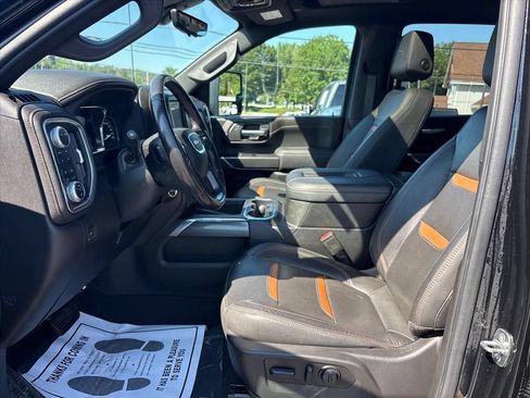 Used 2022 GMC Sierra 2500 AT4 w/ AT4 Premium Plus Package AWD/4WD image 24