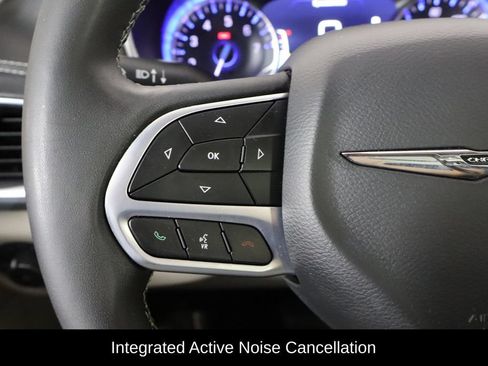 Used 2023 Chrysler Pacifica Limited w/ Uconnect Theater Family Group AWD/4WD image 8