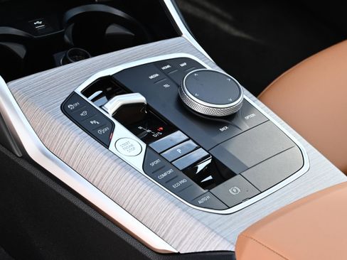 New 2026 BMW 330i Sedan w/ M Sport Package image 20