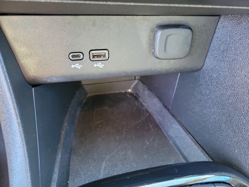 Used 2025 Buick Encore GX Preferred image 28