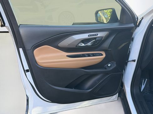 Used 2019 GMC Terrain SLT w/ Preferred Package image 22