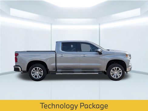Used 2025 Chevrolet Silverado 1500 LTZ w/ Technology Package RWD image 9