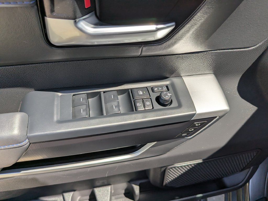 Used 2025 Toyota Sequoia Platinum AWD/4WD image 24