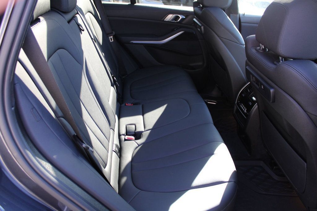 Used 2020 BMW X5 xDrive40i w/ Premium Package AWD/4WD image 19