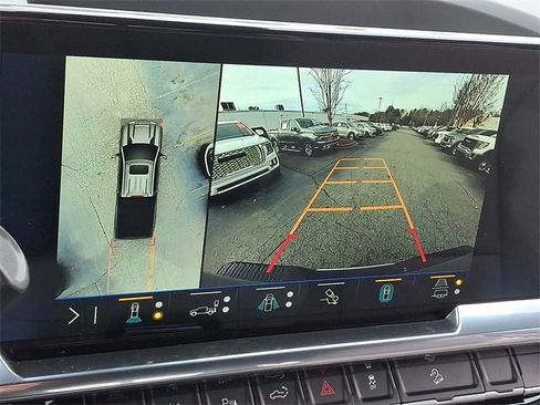 Used 2025 Chevrolet Silverado 2500 LTZ w/ LTZ Plus Package image 18