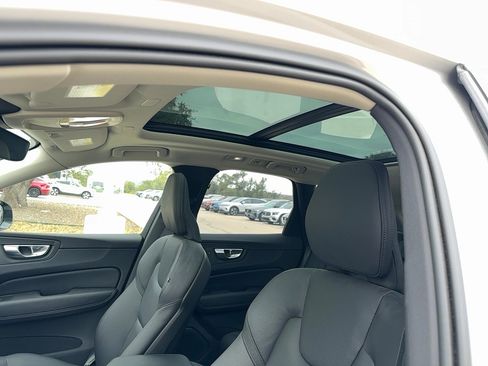 Certified 2025 Volvo XC60 B5 Plus image 13