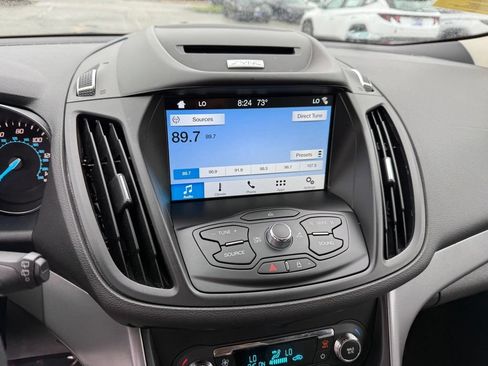 Used 2016 Ford Escape SE w/ Equipment Group 201A AWD/4WD image 16