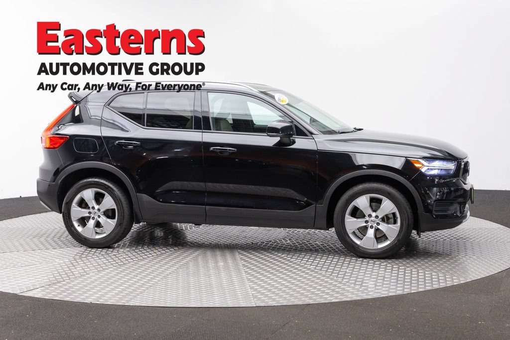 Used 2019 Volvo XC40 T5 Momentum AWD/4WD image 5