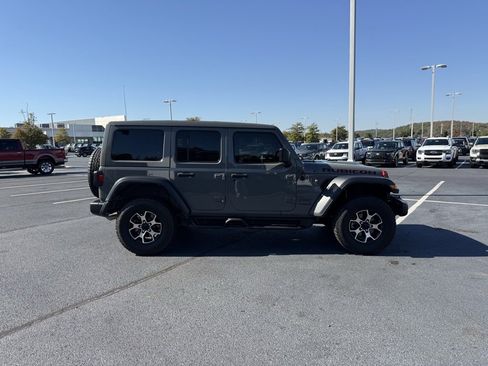 Used 2022 Jeep Wrangler Unlimited Rubicon image 9