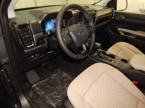 Used 2024 Ford Ranger XLT w/ Technology Package RWD image 16