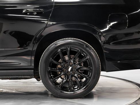 Used 2023 Cadillac Escalade Sport Platinum w/ LPO, ONYX Package image 40