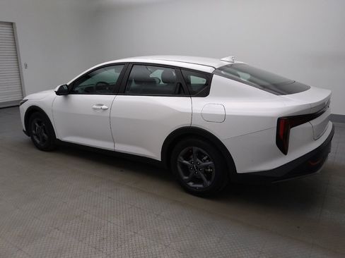 Used 2025 Kia K4 FWD image 3
