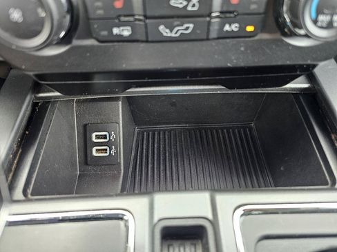 Used 2017 Ford F150 XLT w/ Equipment Group 302A Luxury AWD/4WD image 61