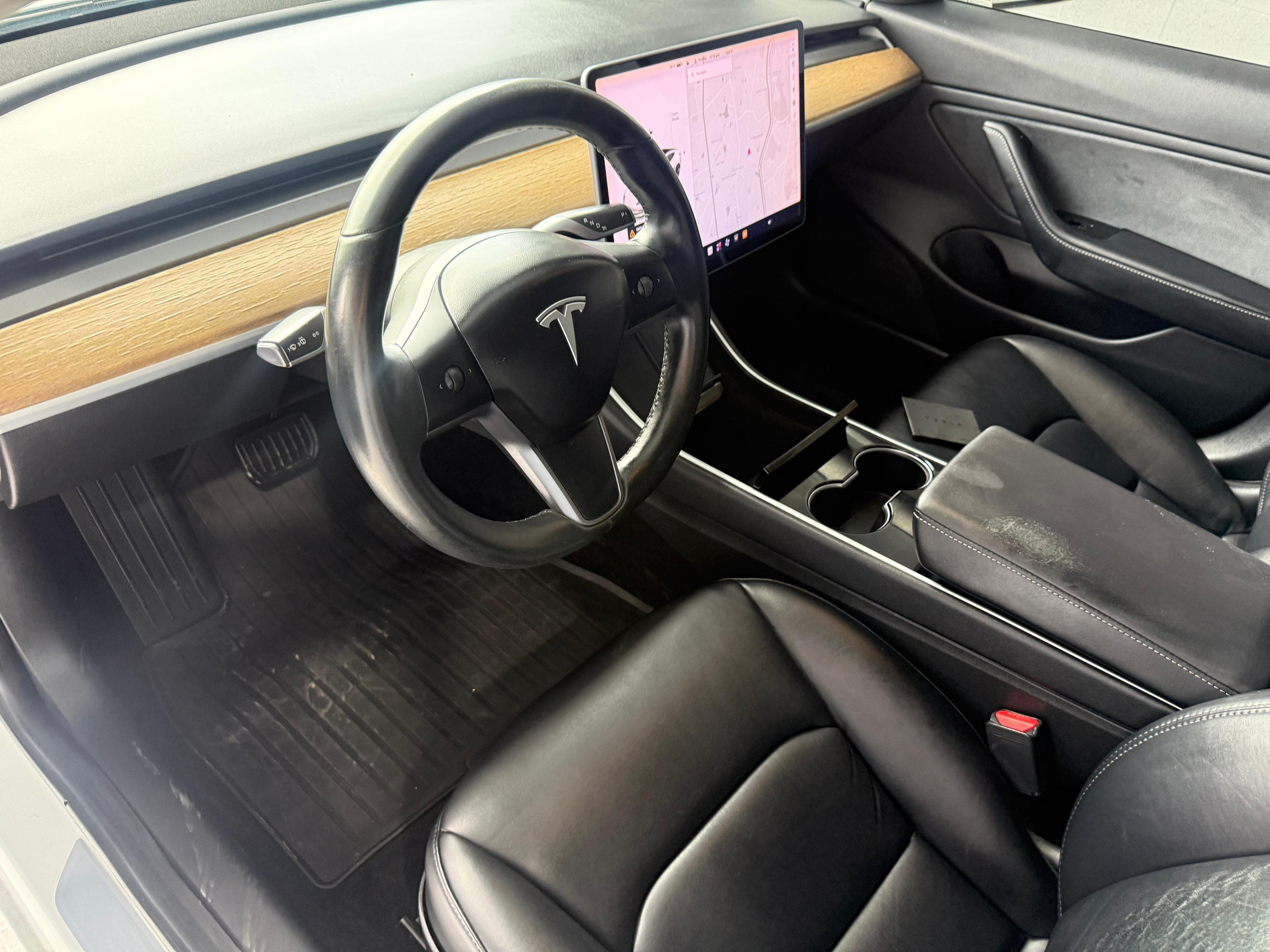 Used 2018 Tesla Model 3 Mid Range RWD image 16
