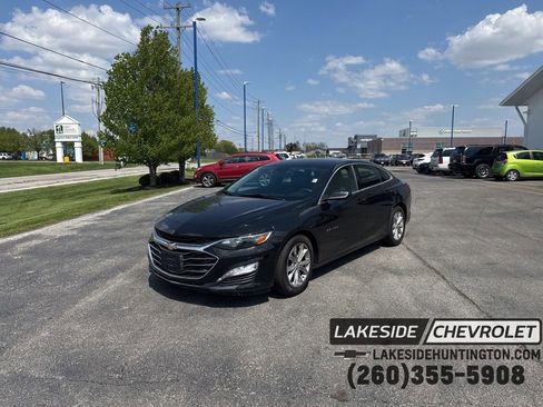 Used 2019 Chevrolet Malibu LT w/ Driver Confidence Package II FWD image 1