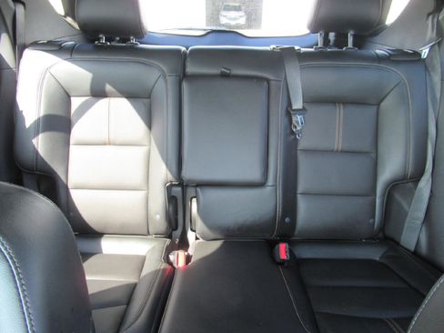 Certified 2023 Chevrolet Equinox Premier image 10