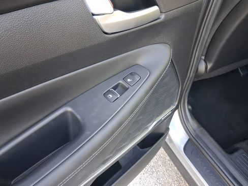Used 2023 Hyundai Santa Fe Limited FWD image 12
