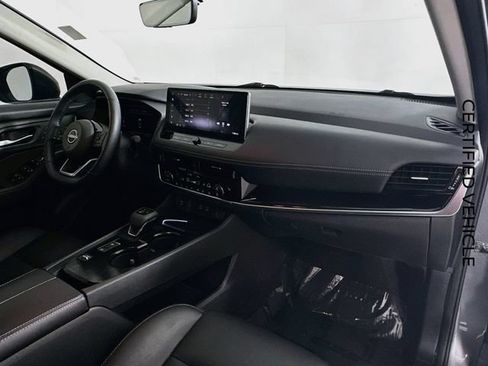 Certified 2024 Nissan Rogue SL w/ SL Premium Package FWD image 28