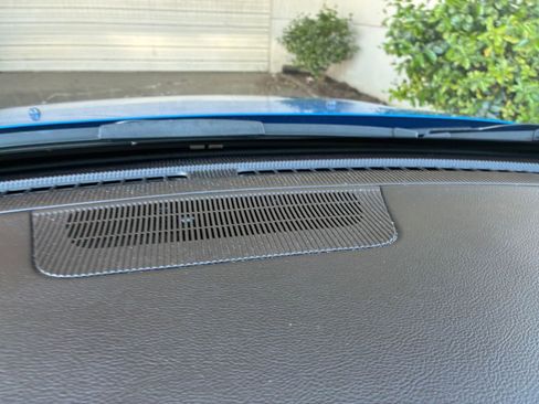 Used 2025 Jeep Compass Limited image 17