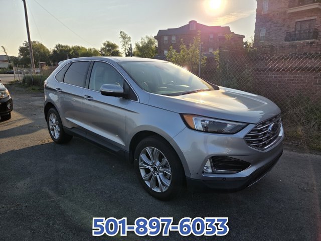 Used 2023 Ford Edge Titanium AWD/4WD image 3
