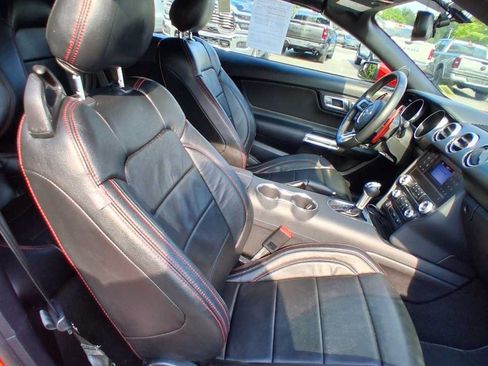 Used 2019 Ford Mustang Convertible w/ Wheel & Stripe Package RWD image 14