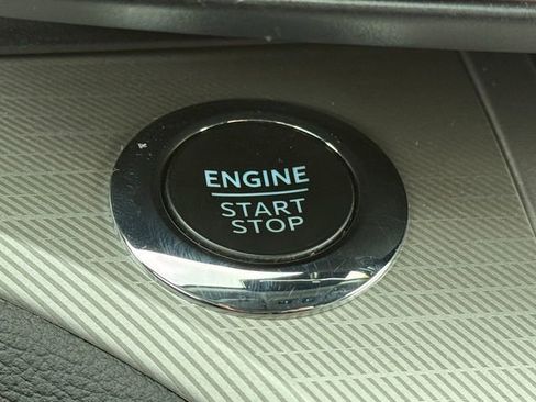 Certified 2023 Ford Explorer XLT w/ Equipment Group 202A image 16