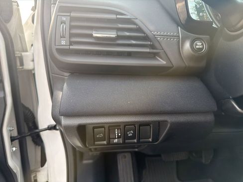 Used 2022 Subaru Outback Premium image 33