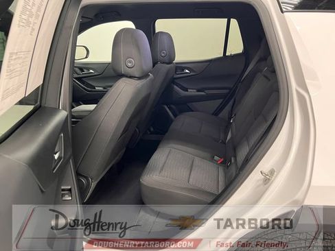 Used 2025 Chevrolet Equinox LT FWD image 32