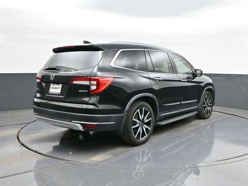 Used 2019 Honda Pilot Touring image 11