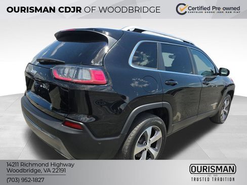 Used 2021 Jeep Cherokee Limited AWD/4WD image 2