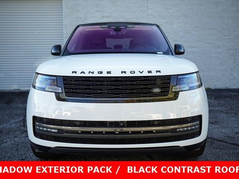 Used 2022 Land Rover Range Rover SE image 4