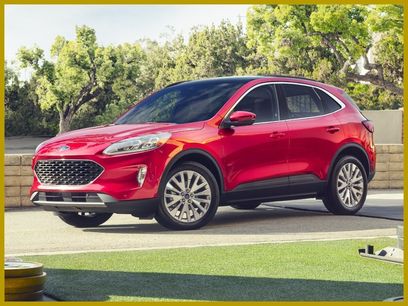 Used 2022 Ford Escape SE w/ SE Sport Appearance Package