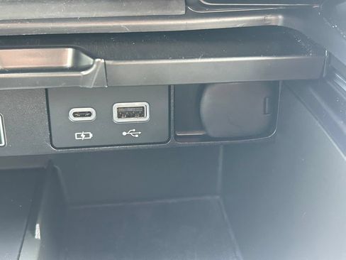 Used 2024 Lexus RX 350 Premium w/ Accessory Package (Z1) FWD image 31