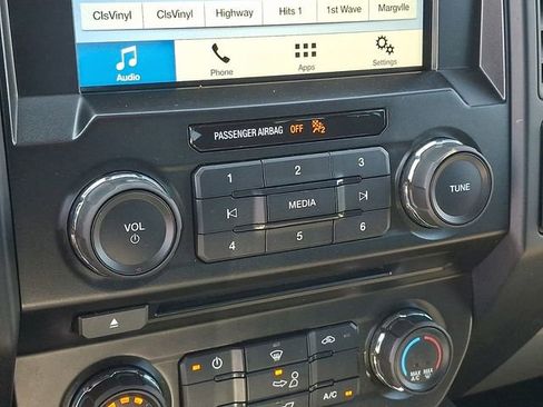 Used 2018 Ford F150 XL w/ Equipment Group 101A Mid image 12