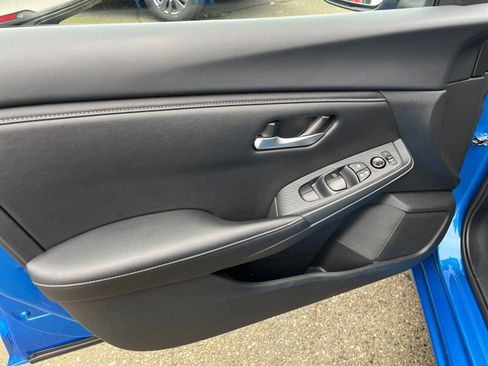 Used 2025 Nissan Sentra SV image 18