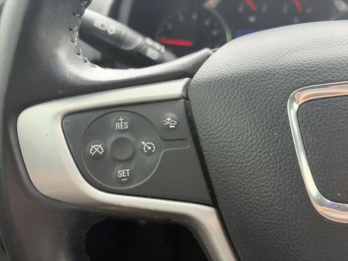 Used 2020 GMC Terrain SLE w/ Driver Convenience Package FWD image 20