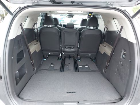 New 2026 Kia Carnival SX image 14