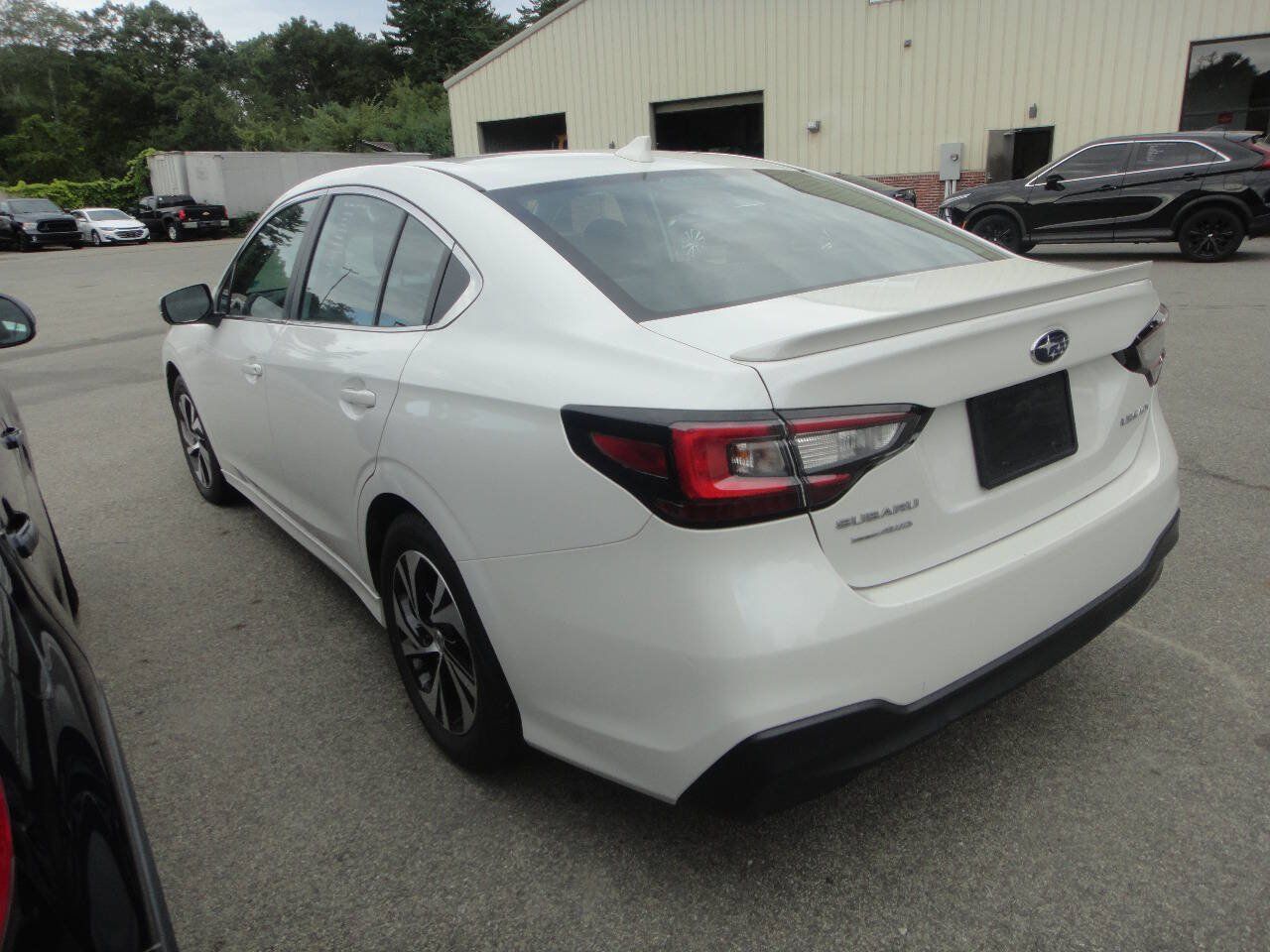 Used 2022 Subaru Legacy Premium AWD/4WD image 6