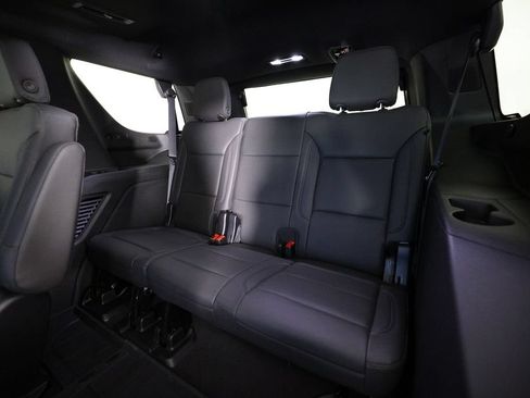 Used 2026 Chevrolet Tahoe Z71 w/ Comfort Package AWD/4WD image 15