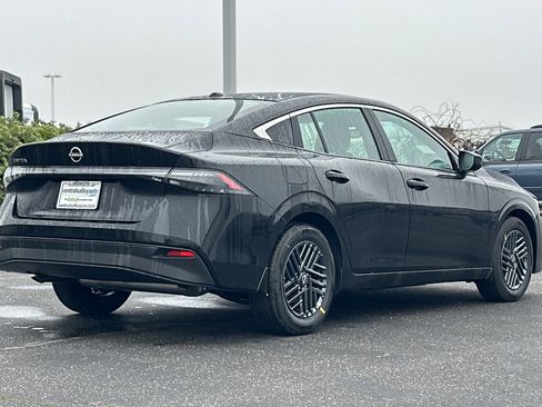 New 2026 Nissan Sentra SV w/ Floor Mat Package image 4