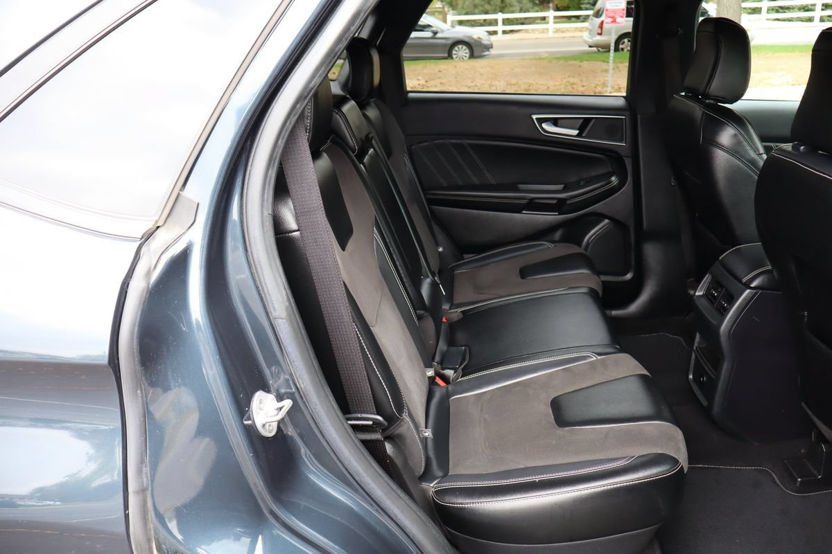 Used 2023 Ford Edge ST AWD/4WD image 21
