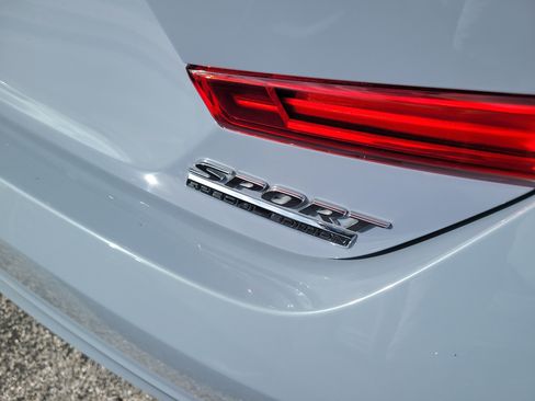 Used 2022 Honda Accord Sport Special Edition image 10