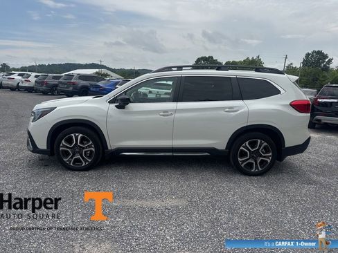 Used 2024 Subaru Ascent Limited w/ Technology Package AWD/4WD image 2