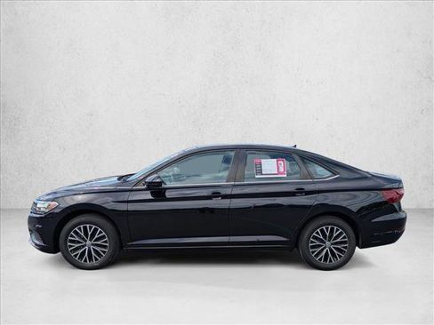 Used 2021 Volkswagen Jetta SE w/ SE Cold Weather Package FWD image 9