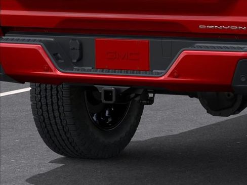 New 2026 GMC Canyon Denali AWD/4WD image 14