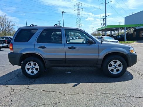 Used 2007 Ford Escape XLT image 4